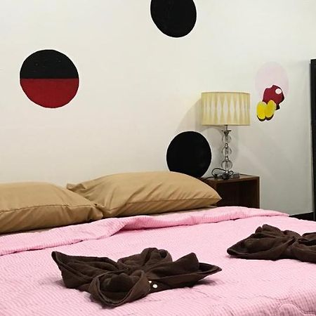 Mickey House Otel Chiang Mai Dış mekan fotoğraf