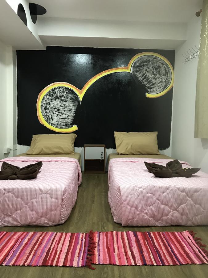 Mickey House Otel Chiang Mai Dış mekan fotoğraf